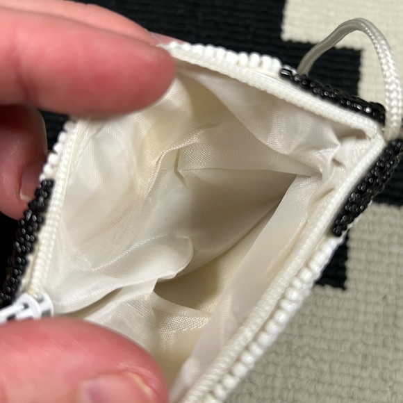 Adorbs, beaded panda, coin purse!! - Picture 6 of 9